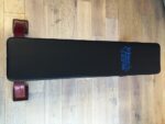 FIKSNA HORIZONTALNA KLOP - FLAT RED LINE BENCH - slika 4